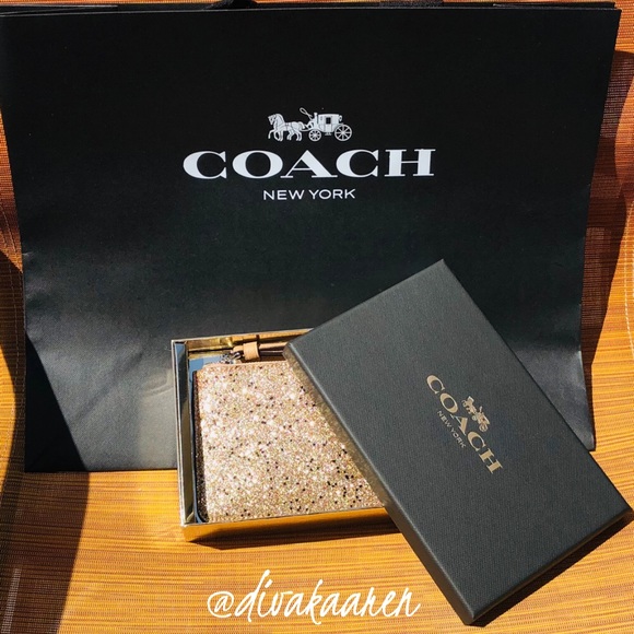 COACH Star Glitter Wristlet Set - Picture 5 of 8